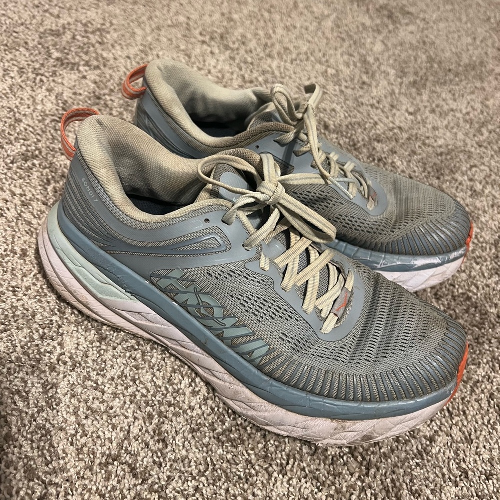 Hoka Bondi Women’s size 8.5